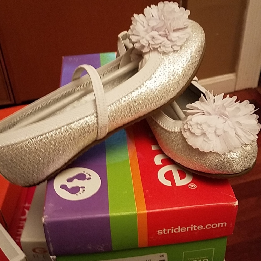 Girls flats